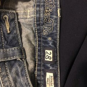 Size 28 Miss Me Boyfriend Cropped Jeans